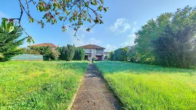 Demeure - 131 m² - 4 pièces