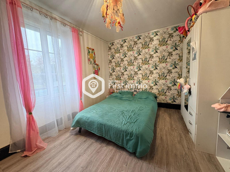 Maison - 166 m² - 8 pièces