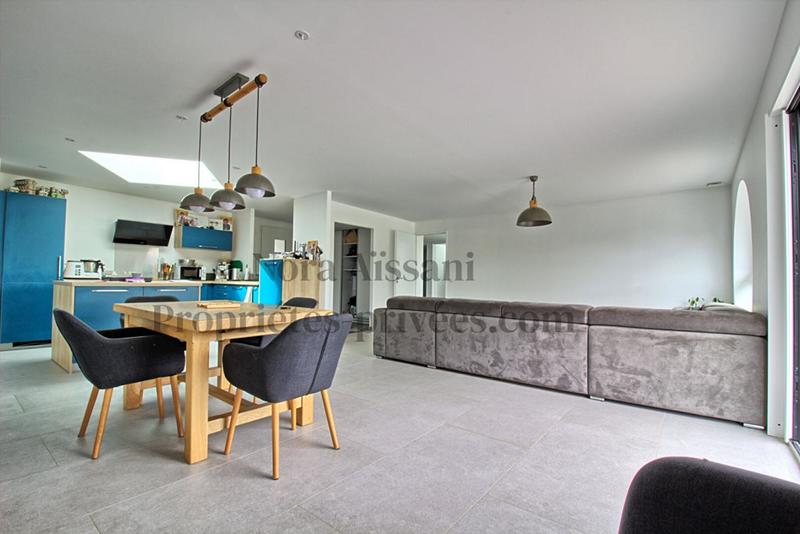 Maison - 131 m² - 5 pièces