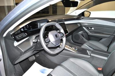 Peugeot 308 Sw III 1.2 Puretech 130 Eat8 - 24 990