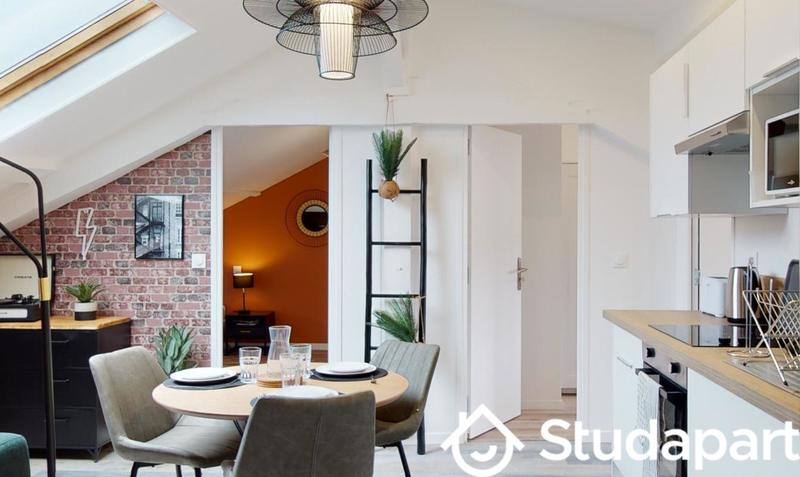 Chambre - 11 m² - 1 pièce