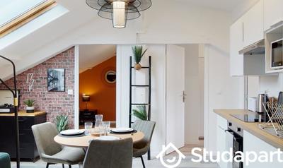 Chambre - 11 m² - 1 pièce