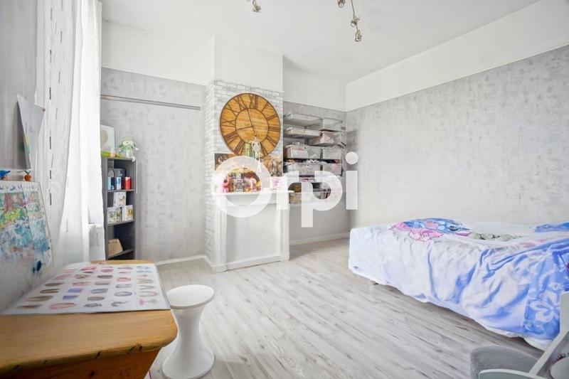 Maison de ville - 232 m² - 8 pièces