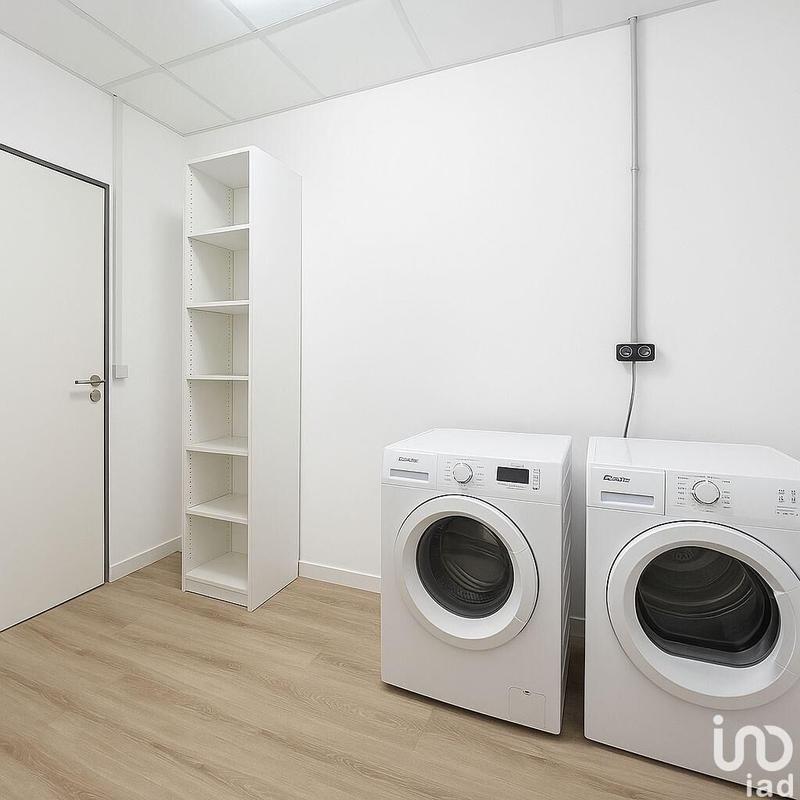 Local commercial - 242 m²