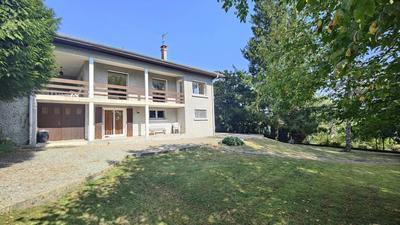 Maison - 161 m² - 6 pièces