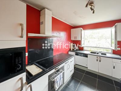 Pavillon - 94 m² - 4 pièces