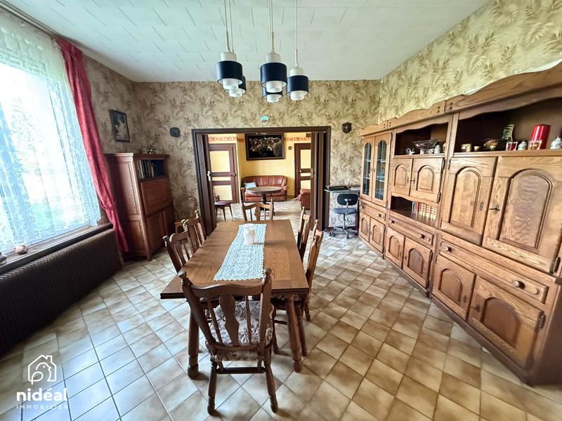 Maison - 156 m² - 8 pièces