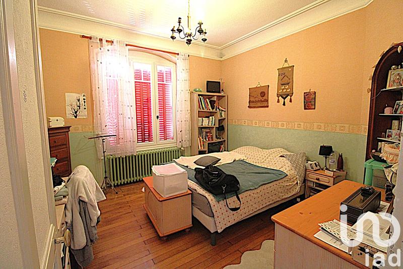 Maison de ville - 160 m² - 12 pièces