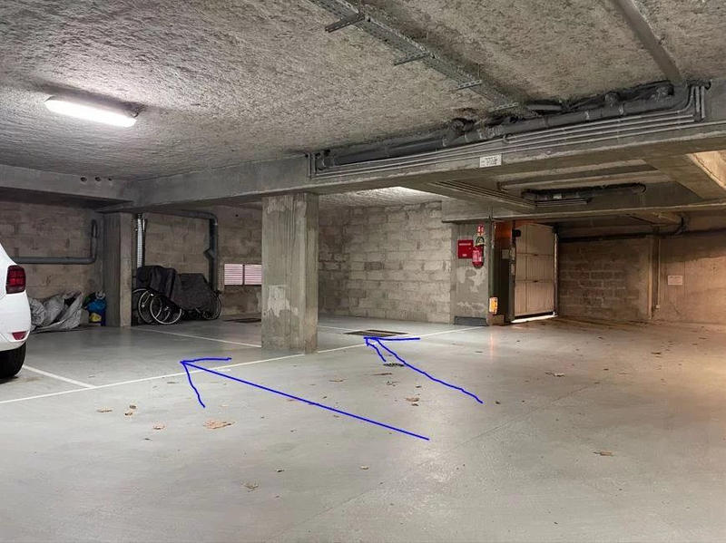 Parking / Garage - 24 m²