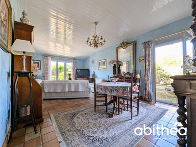 Maison - 85 m² - 4 pièces