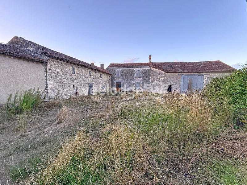 Maison ancienne - 92 m² - 3 pièces