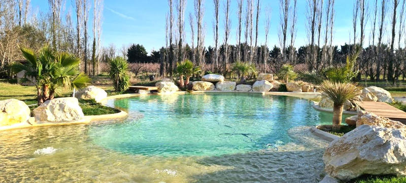 Mas - 300 m² - 9 pièces