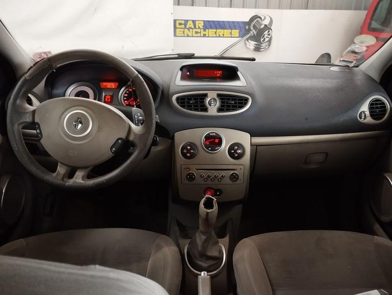 Renault Clio III 1.6 16v 110 Cft Pk Clim 5p