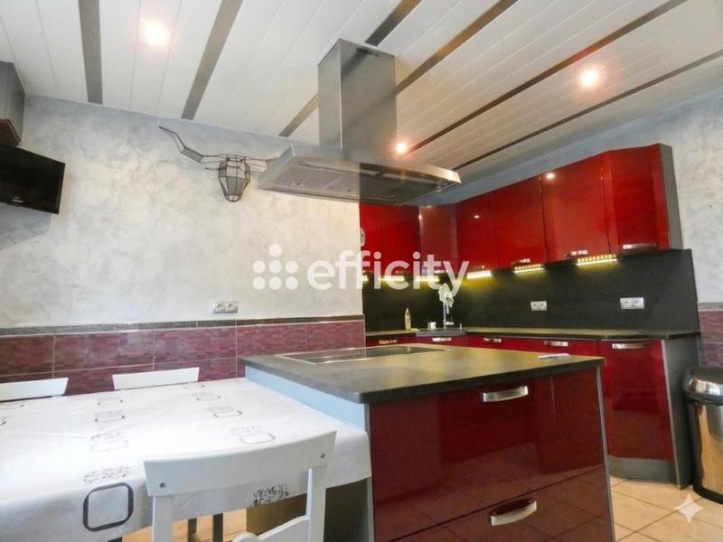 Villa - 209 m² - 8 pièces