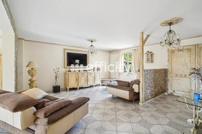 Maison - 131 m² - 6 pièces