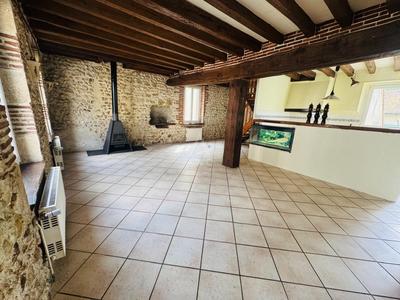 Maison - 143 m² - 7 pièces