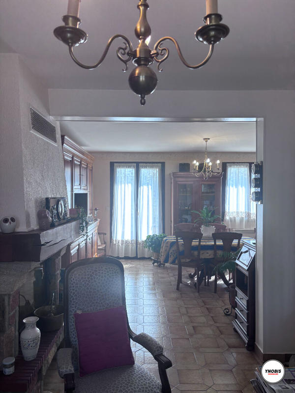 Maison - 102 m² - 6 pièces