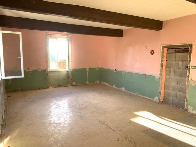 Appartement - 147 m² - 1 pièce