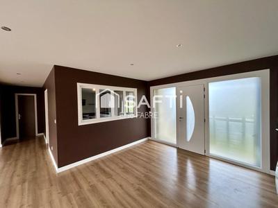 Maison - 182 m² - 6 pièces