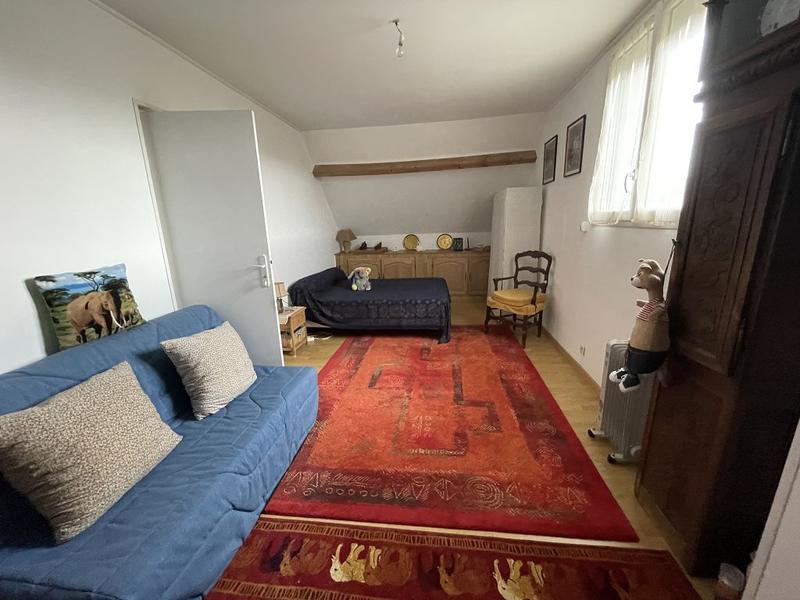 Maison traditionnelle - 160 m² - 6 pièces