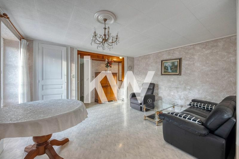 Maison ancienne - 177 m² - 7 pièces