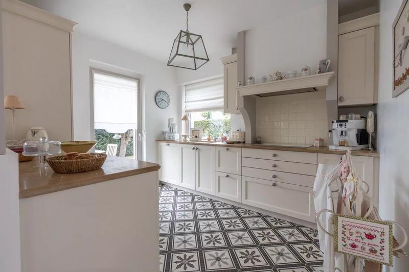 Maison - 181 m² - 8 pièces