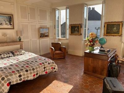 Maison - 332 m² - 9 pièces