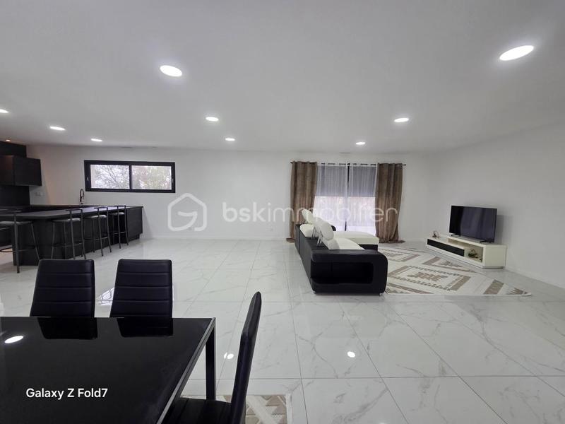 Maison - 145 m² - 5 pièces