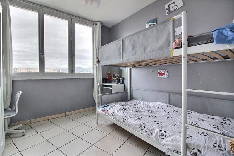 Appartement - 65 m² - 4 pièces
