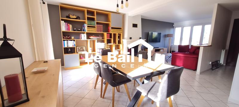 Maison - 115 m² - 6 pièces