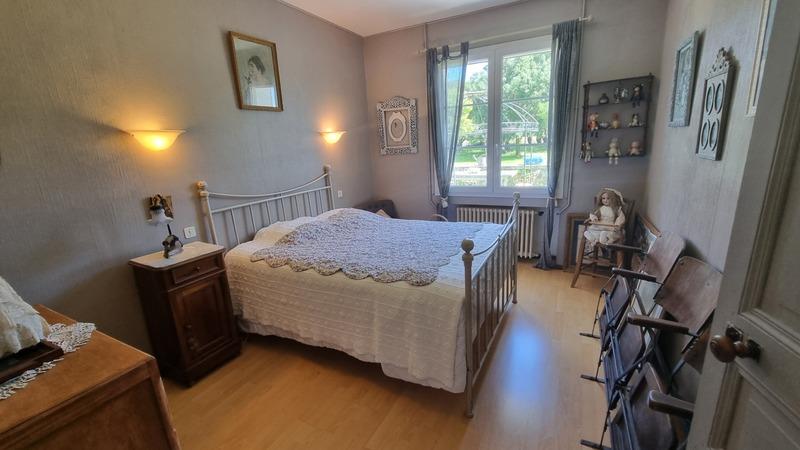 Propriété - 274 m² - 13 pièces