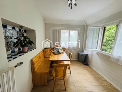 Maison - 101 m² - 5 pièces