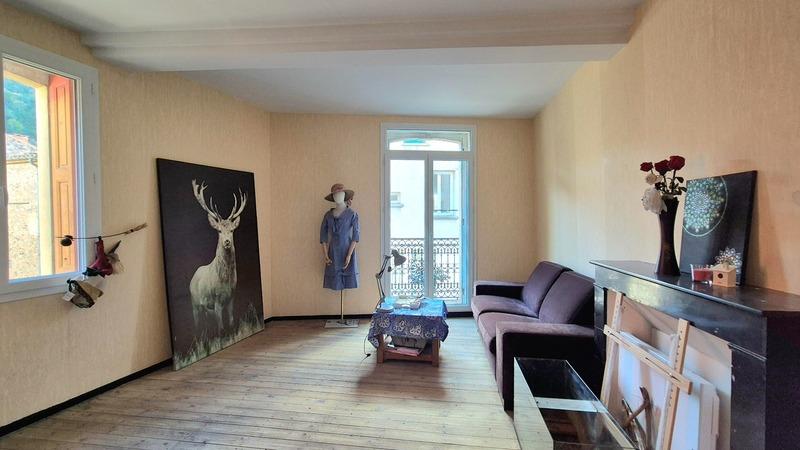 Maison - 212 m² - 8 pièces