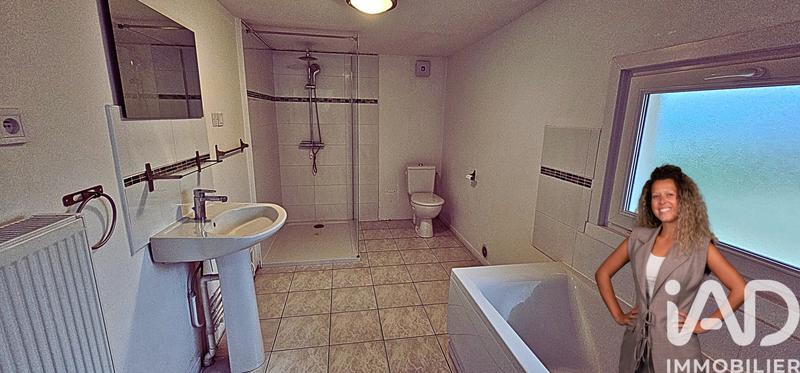 Maison - 95 m² - 5 pièces