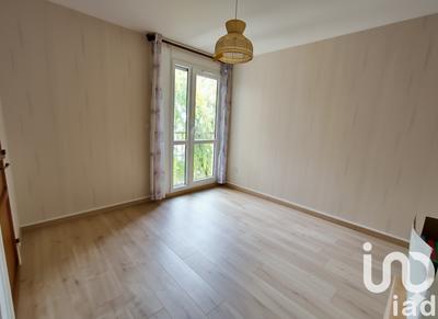Appartement - 100 m² - 5 pièces