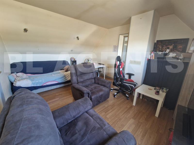 Pavillon - 175 m² - 10 pièces