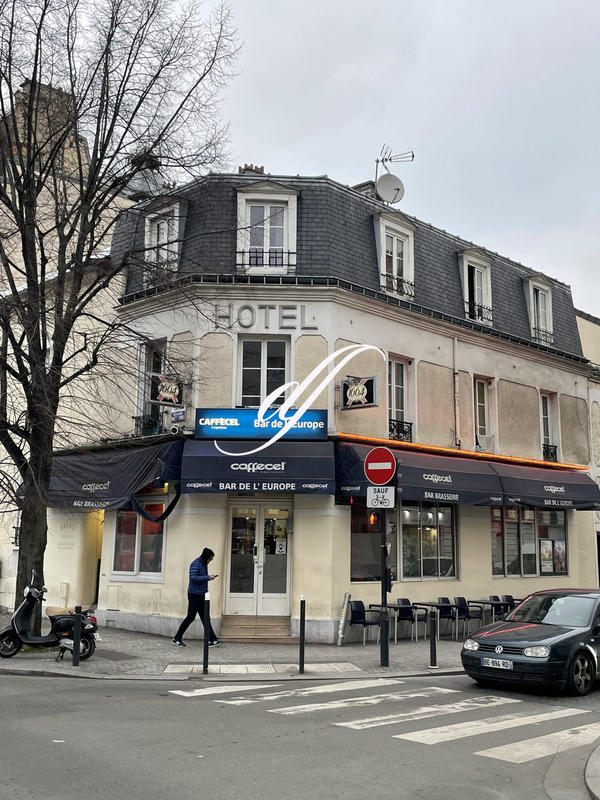 Local commercial - 128 m²