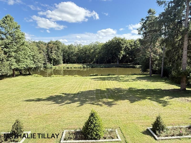 Maison de maîtres - 365 m² - 12 pièces