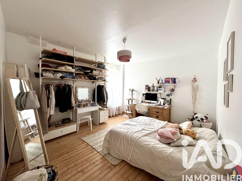 Maison - 180 m² - 7 pièces