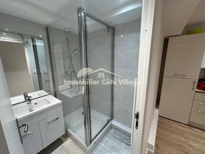 Local commercial - 73 m² - 2 pièces