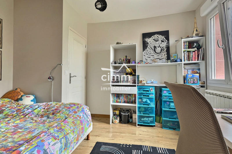 Maison - 148 m² - 6 pièces