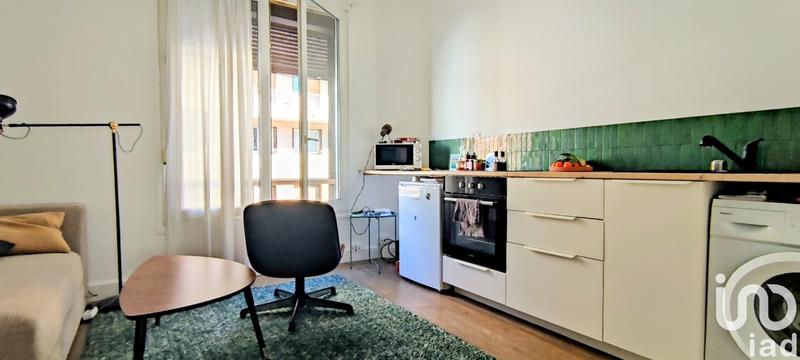 Studio - 25 m² - 2 pièces
