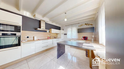 Villa - 205 m² - 7 pièces