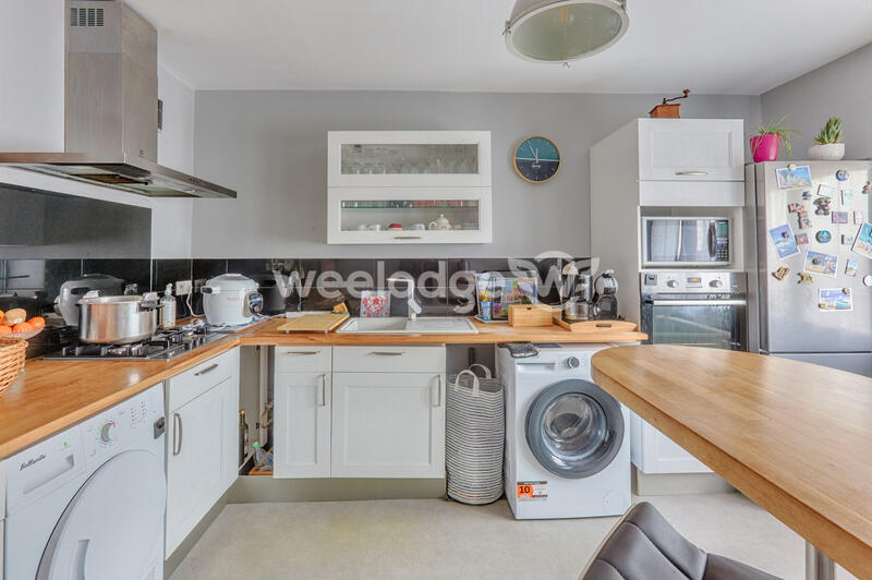 Appartement - 60 m² - 2 pièces