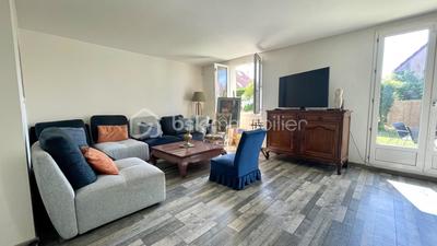 Maison - 92 m² - 4 pièces