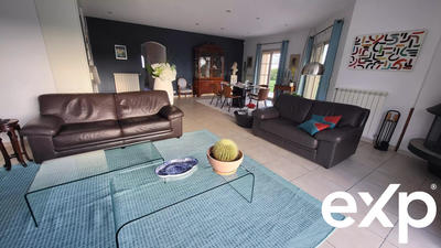 Maison - 204 m² - 5 pièces