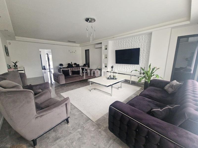 Maison - 145 m² - 4 pièces