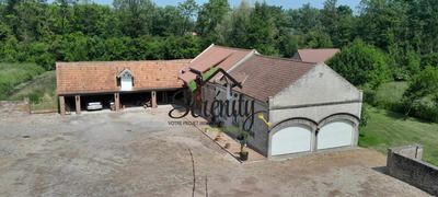 Maison - 297 m² - 6 pièces