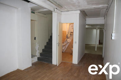 Fonds de commerce - 151 m²