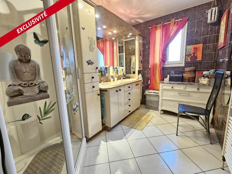 Maison - 95 m² - 5 pièces